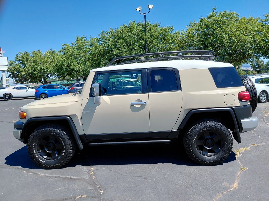 toyota fj cruiser 2008 JTEBU11F68K051763 image toyota fj cruiser 2008 JTEBU11F68K051763 image